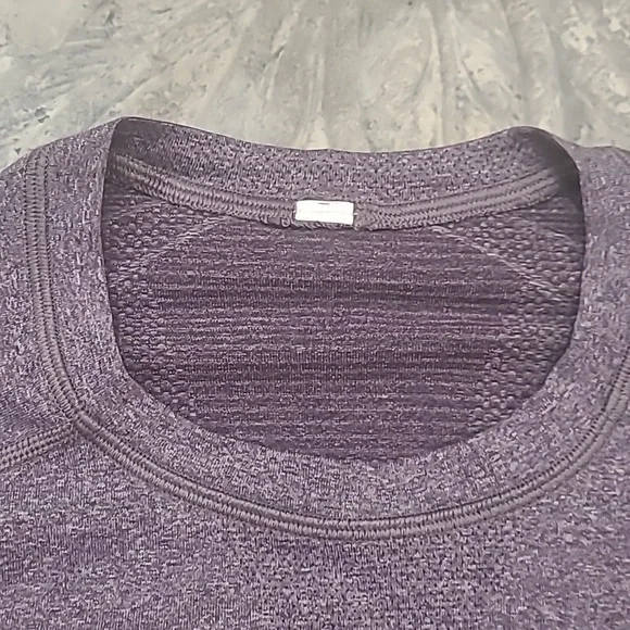 LULULEMON ATHLETICA EAT, DRINK, SWEAT, REPEAT TEE SHIRT MEDIUM - Picture 6 of 10